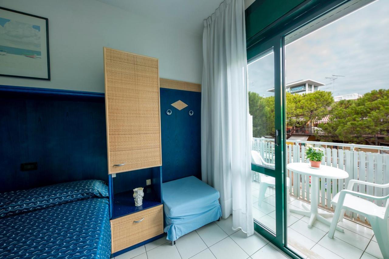 Hotel Olanda Lido di Jesolo Exteriör bild